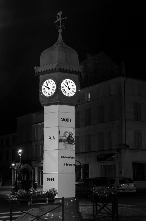 Jarnac - L_horloge (1889).jpg